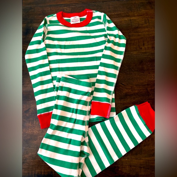 HANNA ANDERSSON KIDS PAJAMAS, 120, 6-7, RED/ WHITE/ GREEN, STRIPED, LONG SLV,LEG - Picture 1 of 2